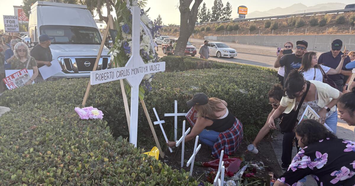 Vigil Honores al hombre que murió mientras huye de SoCal Home Depot Raid de inmigración