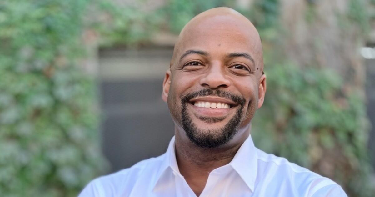 Político veterano para desafiar a Kenneth Mejia para el controlador de la ciudad de Los Ángeles