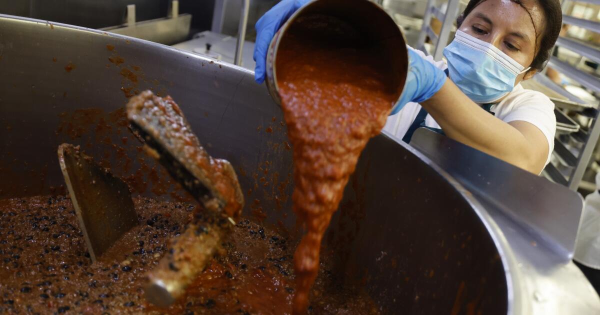 Ley estatal para prohibir algunos alimentos ultraprocesados ​​en las comidas escolares