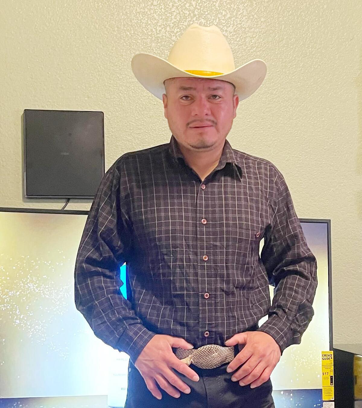 La familia de Vicente Ventura Aguilar, 44 años.