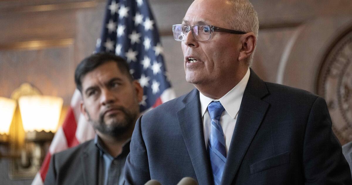 Los registros del LAFD no muestran signos de ‘rastro de frío’ nuevamente en el incendio de Lachman, como había afirmado el jefe interino