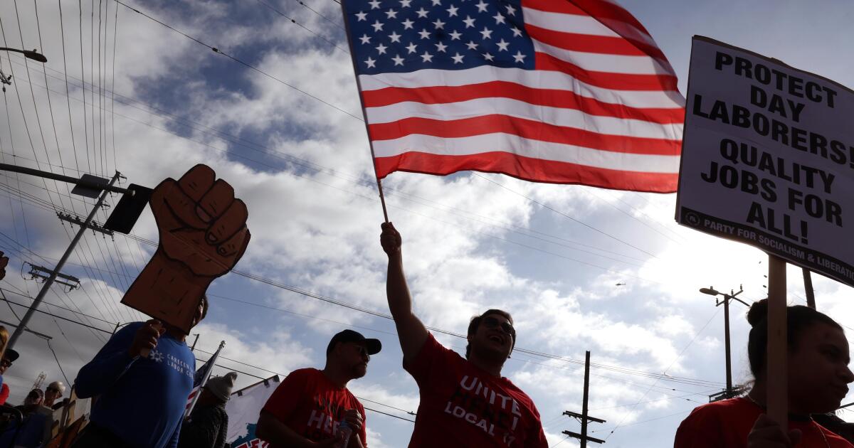 Un hombre de Los Ángeles fue detenido en una redada de inmigración. Nadie sabe donde esta