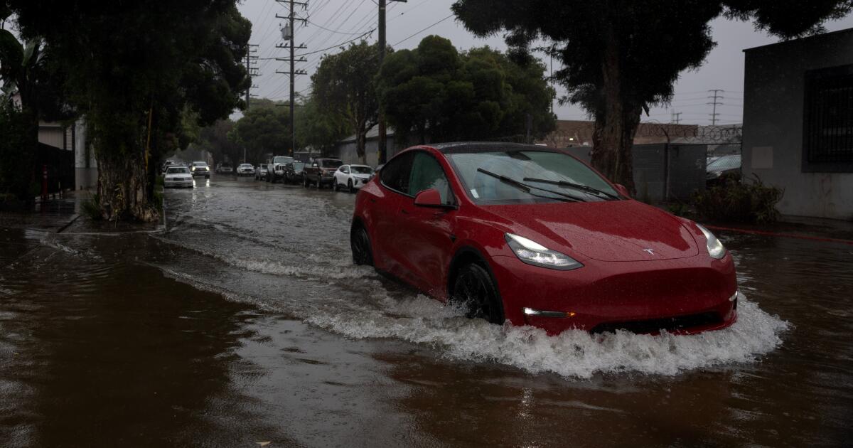Posibilidad de más lluvia en Los Ángeles, y se espera que llegue una nueva tormenta el jueves